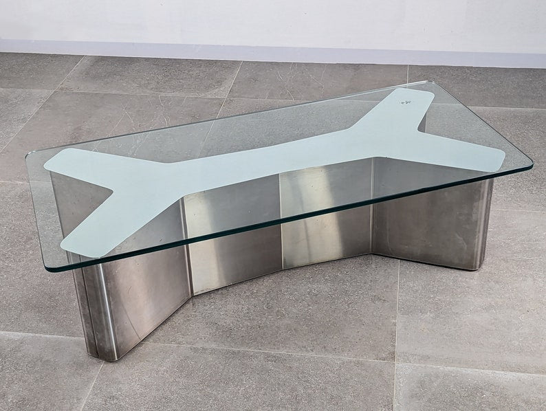 Ypsilon_stainless_steel_table_1970s
