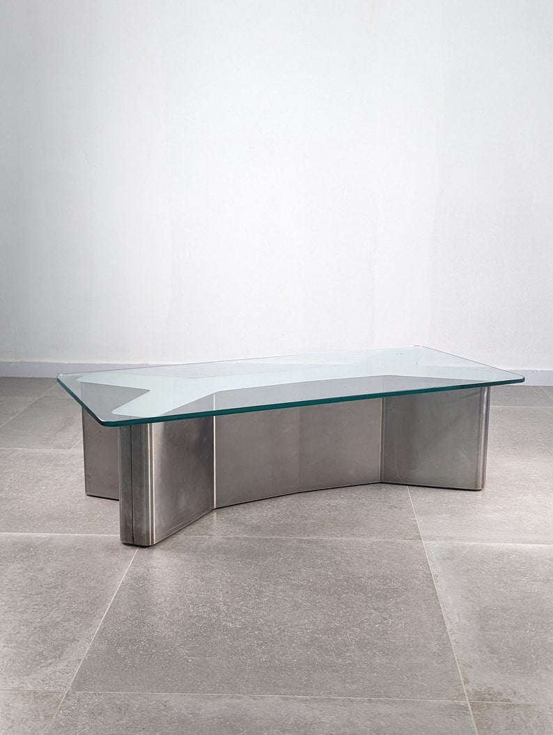 Ypsilon_stainless_steel_table_1970s